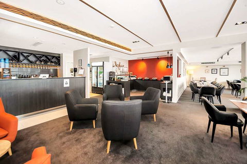 Clarion Hotel Townsville - Hotel Accommodation 12