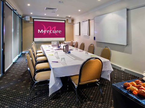 Mercure Townsville - Hotel Accommodation 8