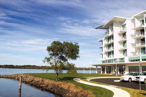 Ramada Hotel & Suites Ballina - Hotel Accommodation 0