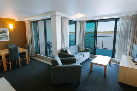 Ramada Hotel & Suites Ballina - Hotel Accommodation 9