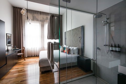 The Old Clare Hotel - Hotel Accommodation 9