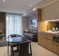 SKYE Suites Sydney - Hotel Accommodation