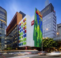 Ibis Sydney Barangaroo - Hotel Accommodation