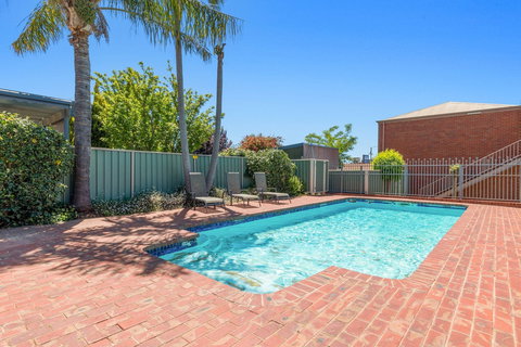 Burke & Wills Motor Inn - Hotel Accommodation 10