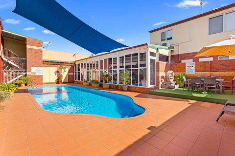 Quality Inn Railway - Hotel Accommodation 12