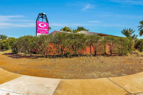 Econo Lodge Karratha - Hotel Accommodation 0