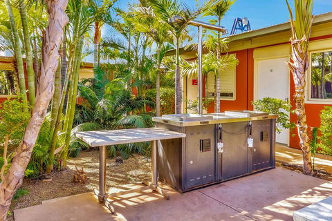 Econo Lodge Karratha - Hotel Accommodation 16
