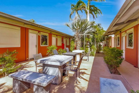 Econo Lodge Karratha - Hotel Accommodation 17