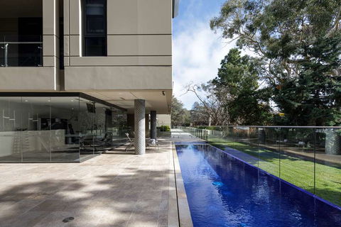 Knightsbridge Canberra - Hotel Accommodation 12