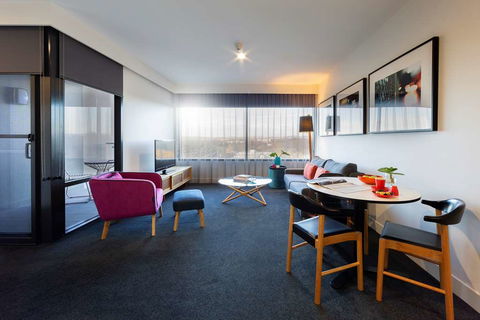 East Hotel - Hotel Accommodation 7