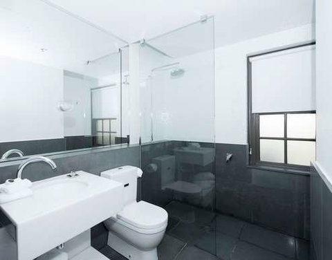 Peppers Gallery Hotel, Canberra - Hotel Accommodation 1