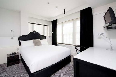 Peppers Gallery Hotel, Canberra - Hotel Accommodation 4