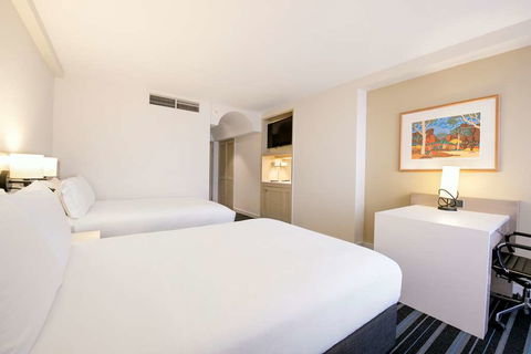 DoubleTree by Hilton Esplanade Darwin - Hotel Accommodation 4