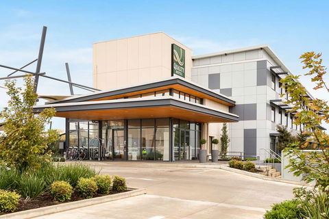 Quality Hotel Rules Club Wagga - Hotel Accommodation 0