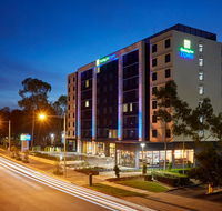 Holiday Inn Express Sydney Macquarie Pk - Hotel Accommodation