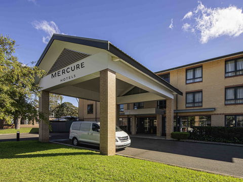 Mercure Sydney Macquarie Park - Hotel Accommodation 0