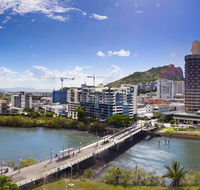 Hotel Grand Chancellor Townsville - Hotel Accommodation