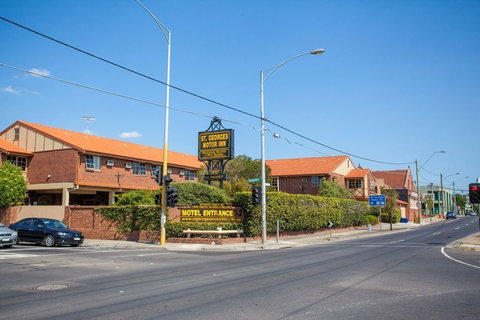 St Georges Motor Inn - Hotel Accommodation 0