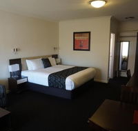 Charles Sturt Suites - Hotel Accommodation
