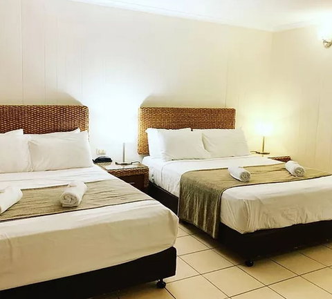 Pine Tree Motel - Hotel Accommodation 1