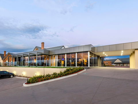 Mercure Goulburn - Hotel Accommodation 0