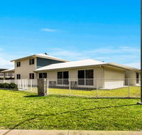 Econo Lodge Beachside - Hotel Accommodation