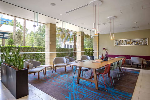 Courtyard by Marriott Sydney-North Ryde - Hotel Accommodation 1