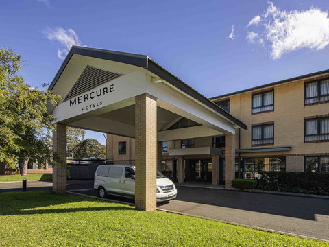 Mercure Sydney Macquarie Park - Hotel Accommodation 0