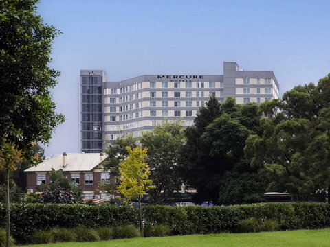 Mercure Sydney Bankstown - Hotel Accommodation 1