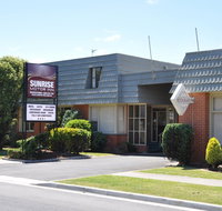 Sunrise Motor Inn - Hotel Accommodation