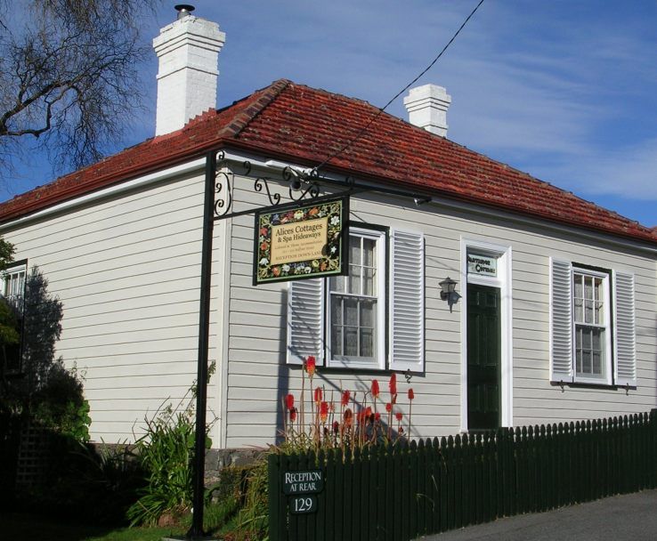 Riverside North TAS Hotel Accommodation