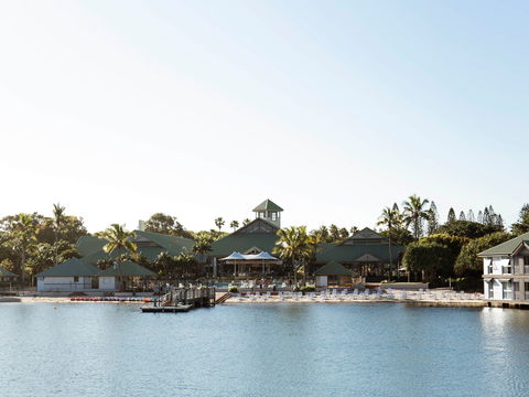 Novotel Sunshine Coast Resort - Hotel Accommodation 1