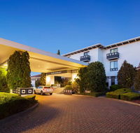 Ramada by Wyndham Diplomat Canberra - Hotel Accommodation