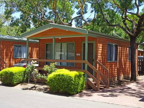 Adelaide Caravan Park - Hotel Accommodation 1