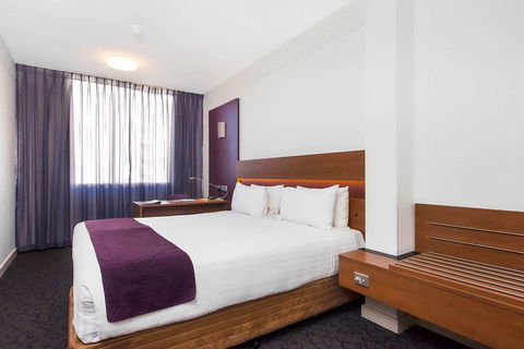 Quality Hotel Ambassador Perth - Hotel Accommodation 4