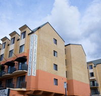 Regal Apartments - Hotel Accommodation