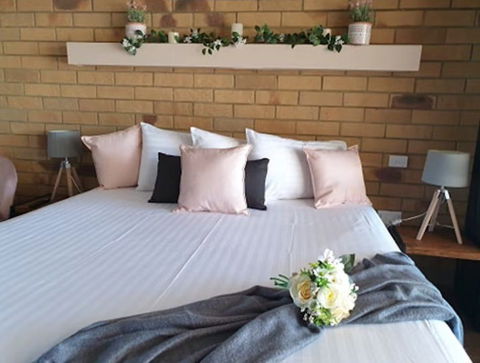 Abacus Motel Mount Isa - Hotel Accommodation 3