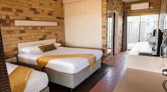 Abacus Motel Mount Isa - Hotel Accommodation 5