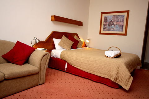 Wine Village Motor Inn - Hotel Accommodation 6