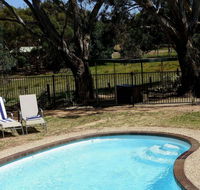 Golden Heritage Motor Inn  Cottages - Hotel Accommodation