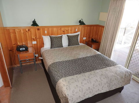 Golden Heritage Motor Inn & Cottages - Hotel Accommodation 6