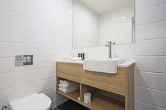Mantra MacArthur Hotel - Hotel Accommodation 10
