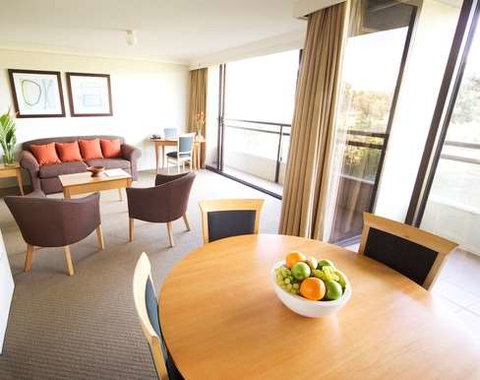 BreakFree Capital Tower - Hotel Accommodation 13