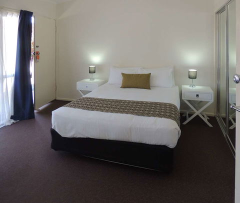 Comfort Inn Premier Coffs Harbour - Hotel Accommodation 8