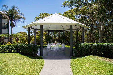 Best Western Plus Apollo International - Hotel Accommodation 17