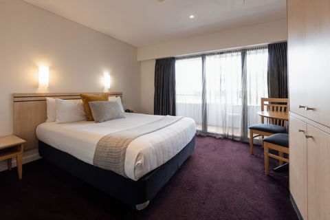 The Executive Inn Newcastle - Hotel Accommodation 8