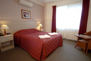 Warners At The Bay Motel - Hotel Accommodation 2