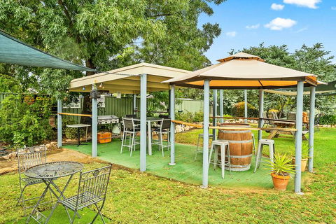 Comfort Inn - Hotel Accommodation 16