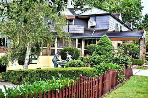 Grand Country Lodge - Hotel Accommodation 1