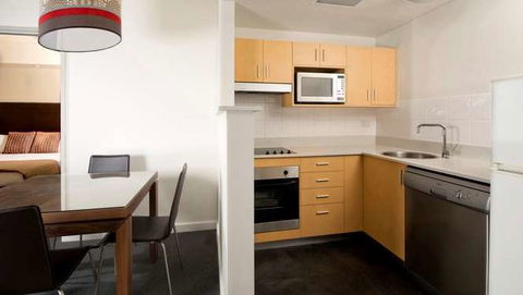 Mantra on the Esplanade - Hotel Accommodation 5